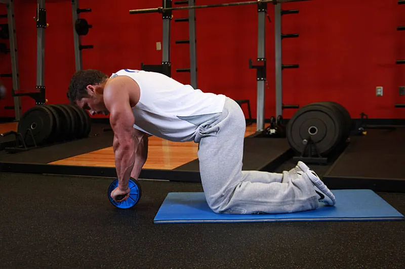 Ab Wheel Rollout: starting position