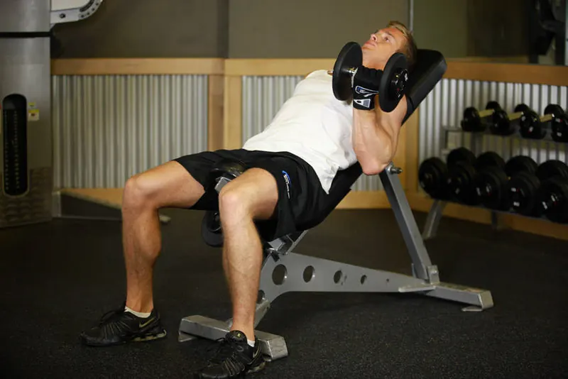 Alternate Incline Dumbbell Curl: starting position
