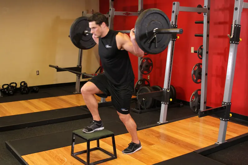 Barbell Step Ups: starting position