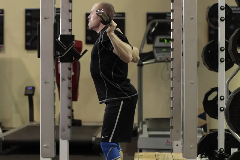 Box Squat: starting position
