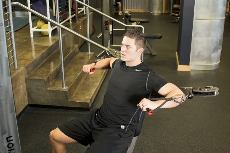 Cable Chest Press: starting position