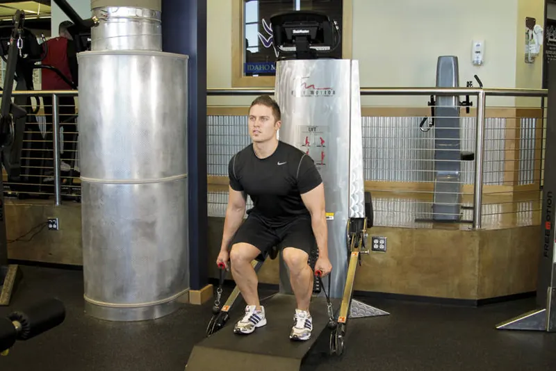 Cable Deadlifts: starting position