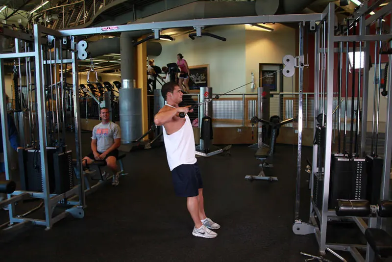Cable Rope Rear-Delt Rows: end position