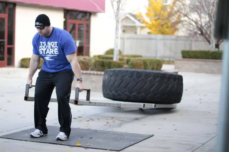 Car Deadlift: starting position