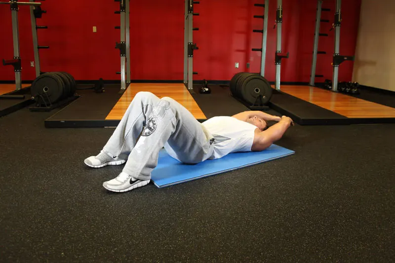 Crunch - Hands Overhead: starting position