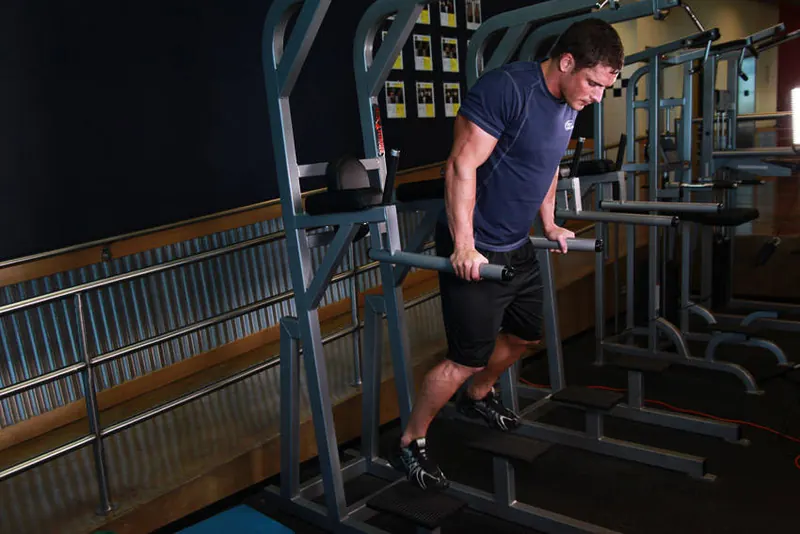 Dips - Chest Version: starting position