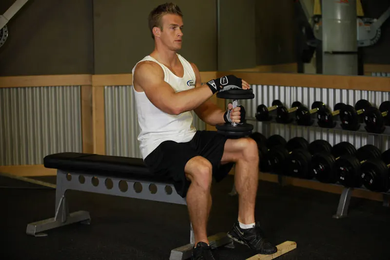 Dumbbell Seated One-Leg Calf Raise: starting position