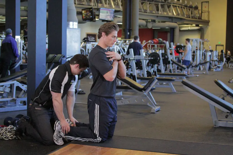 Floor Glute-Ham Raise: starting position