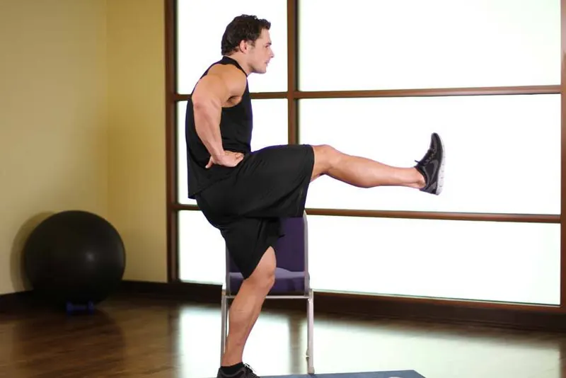 Front Leg Raises: starting position