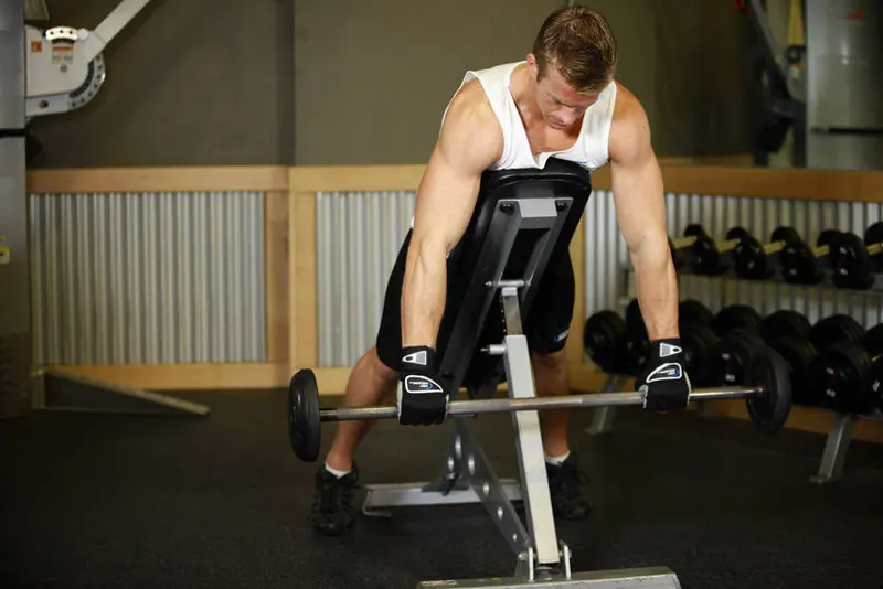 Incline Bench Pull: starting position