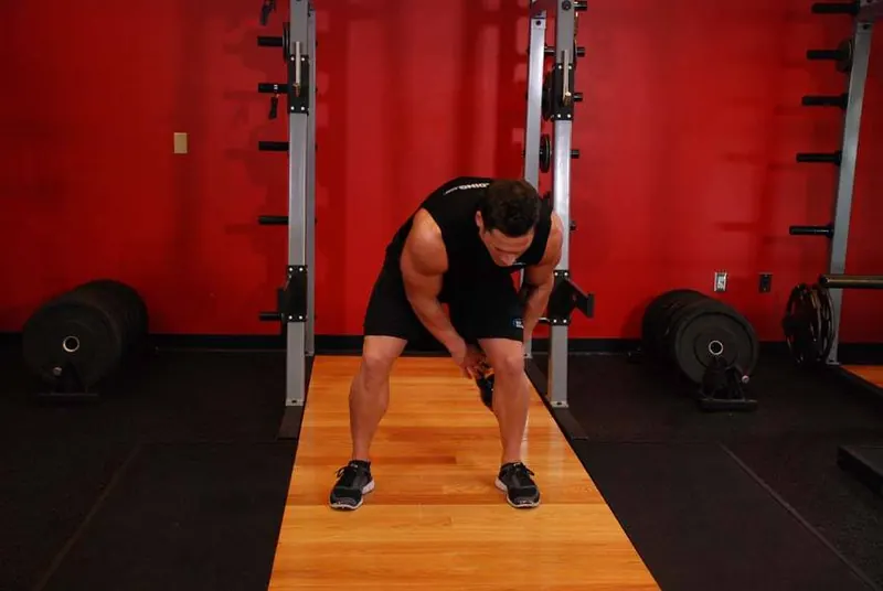 Kettlebell Figure 8: starting position