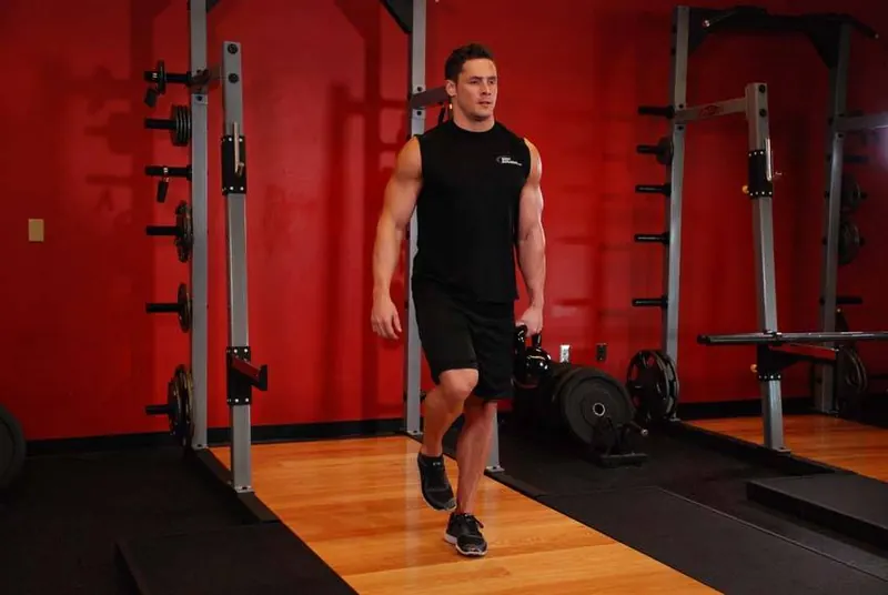 Kettlebell One-Legged Deadlift: starting position