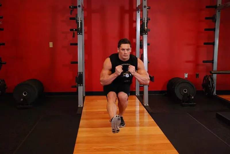 Kettlebell Pistol Squat: end position
