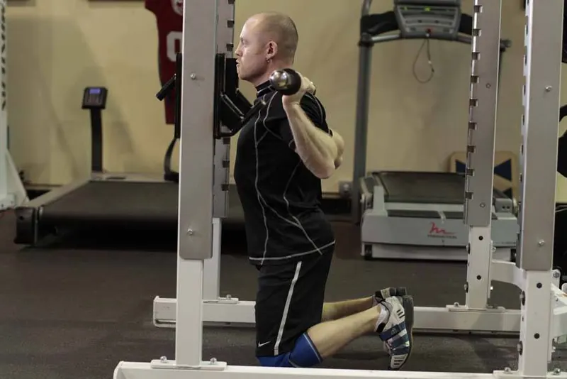 Kneeling Squat: starting position
