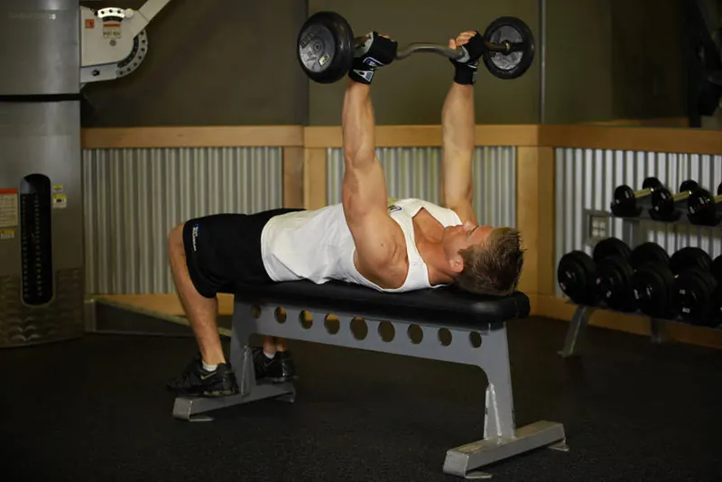 Lying Triceps Press: starting position