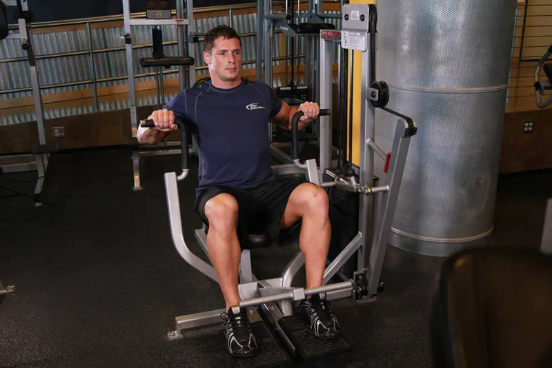 Machine Bench Press: starting position