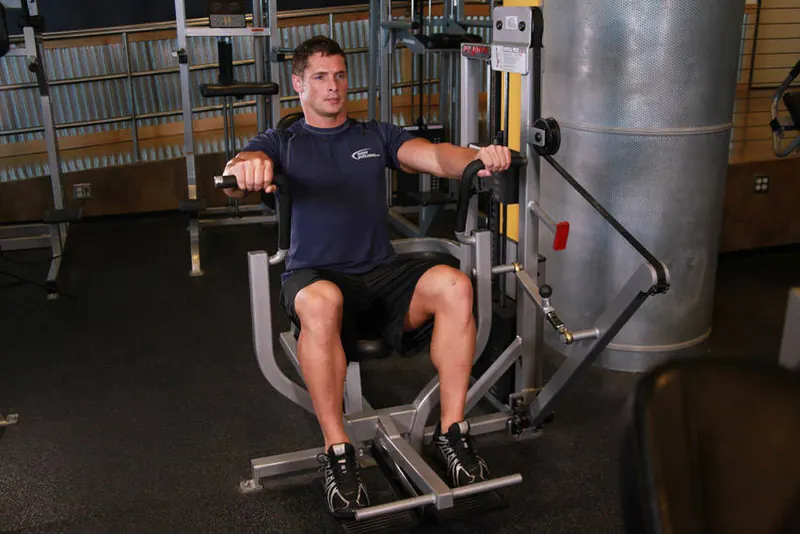 Machine Bench Press: end position