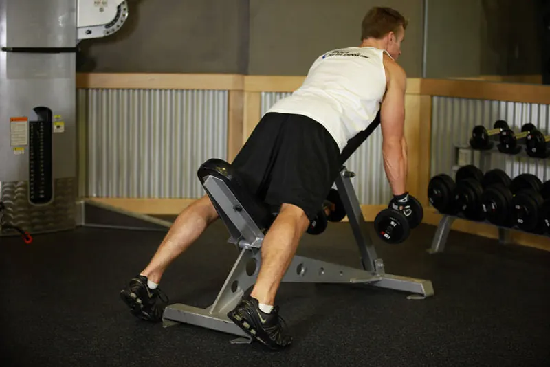 Middle Back Shrug: starting position