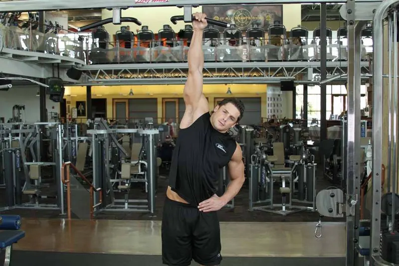One Handed Hang: starting position