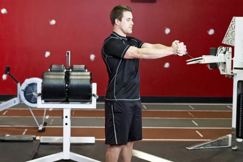 Pallof Press With Rotation: end position