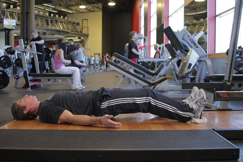Platform Hamstring Slides: starting position