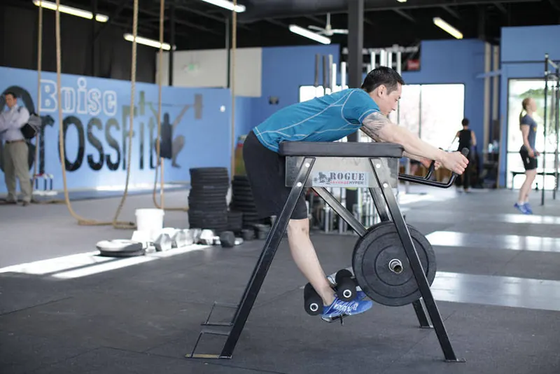 Reverse Hyperextension: starting position