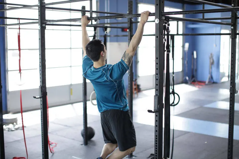 Scapular Pull-Up: end position