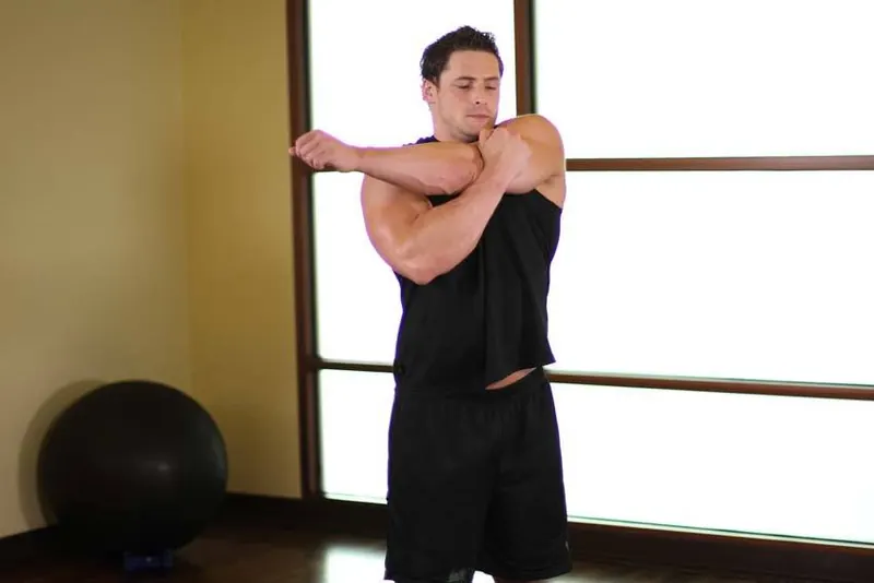 Shoulder Stretch: end position