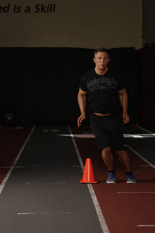 Side Hop-Sprint: starting position