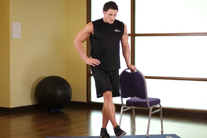 Side Leg Raises: starting position