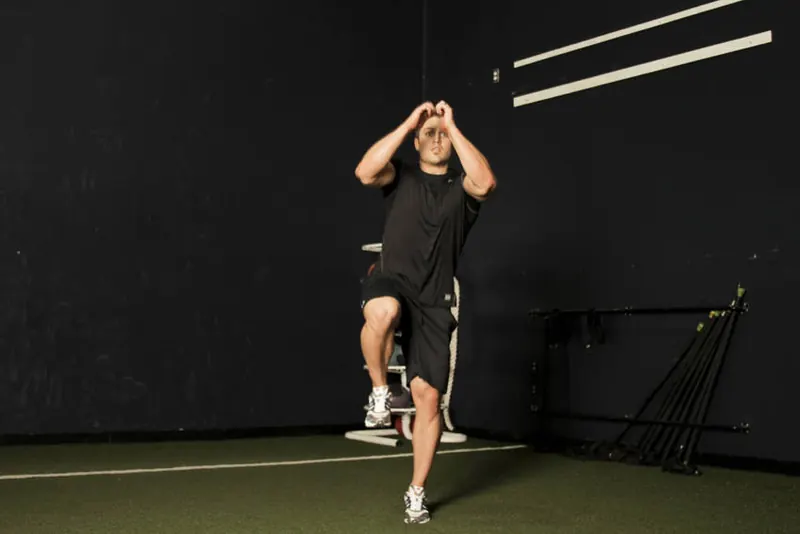 Single Leg Butt Kick: end position