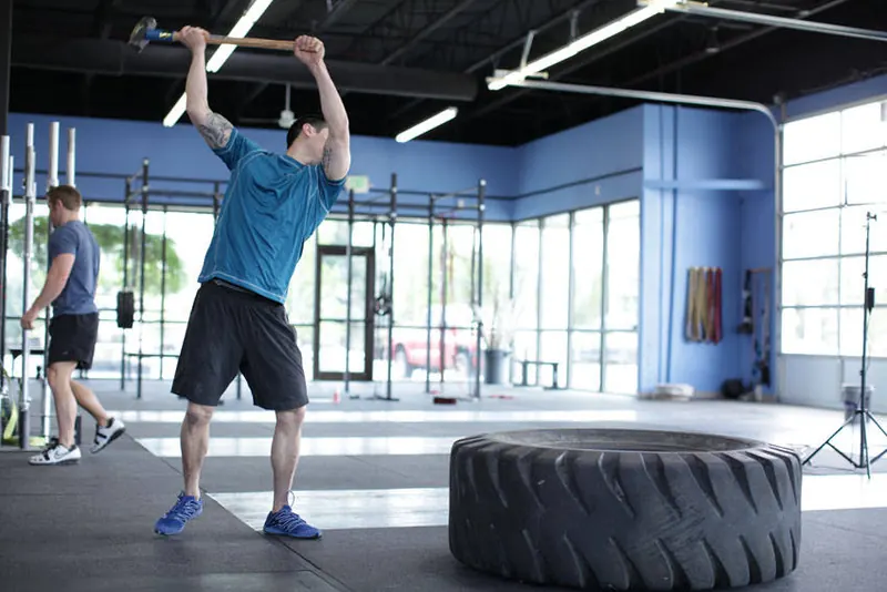 Sledgehammer Swings: end position