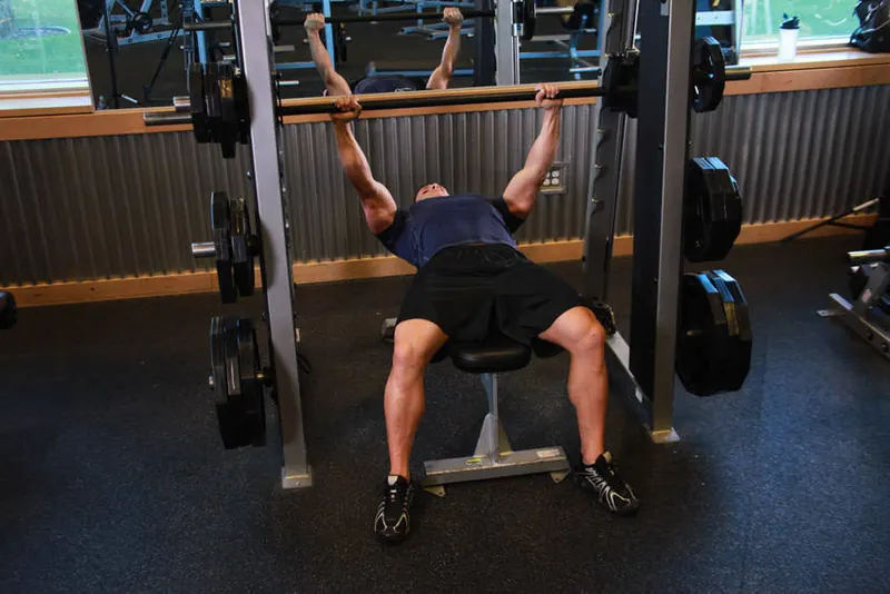 Smith Machine Bench Press: end position