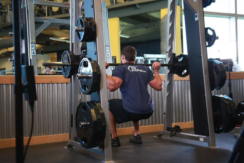 Smith Machine Squat: starting position