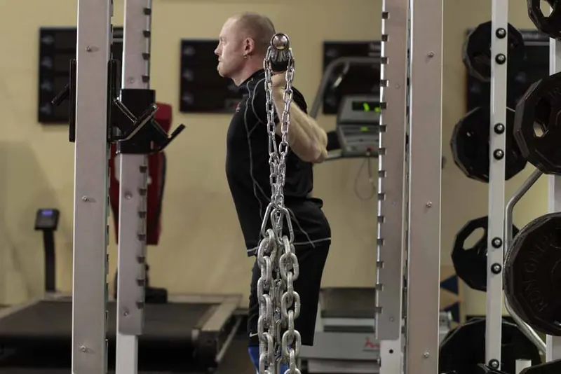 Squat with Chains: starting position