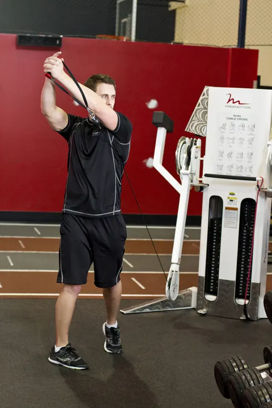Standing Cable Lift: end position