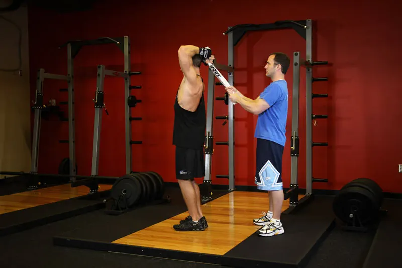 Standing Towel Triceps Extension: starting position