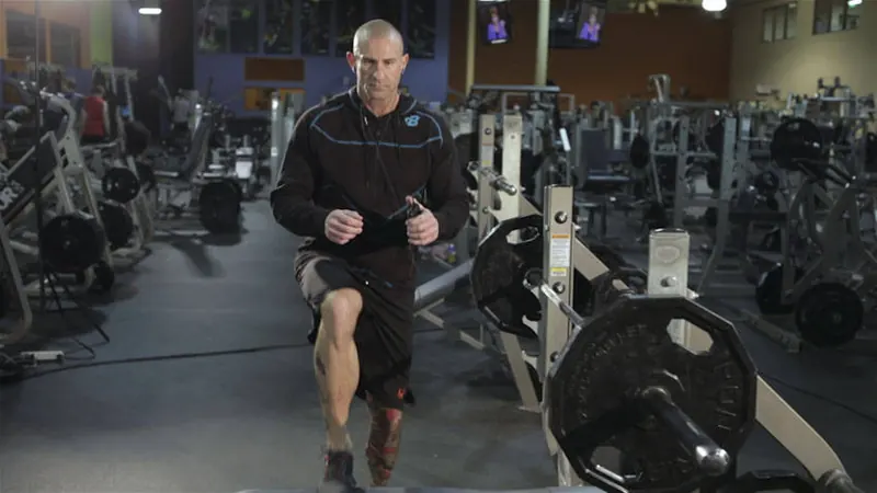 Step-up with Knee Raise: starting position
