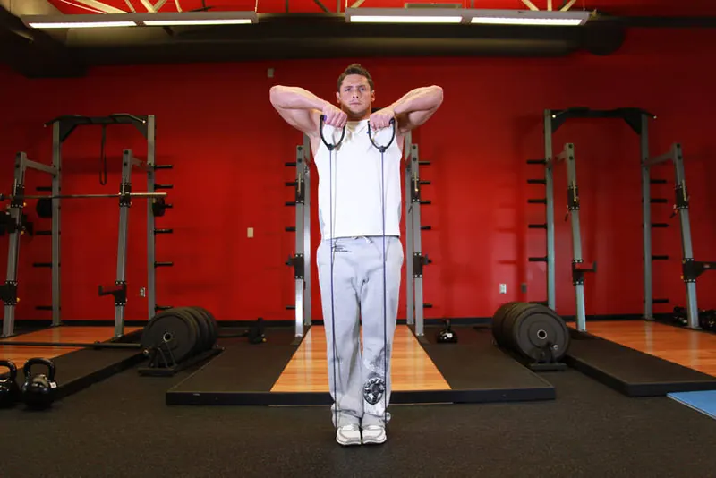 Upright Row - With Bands: end position