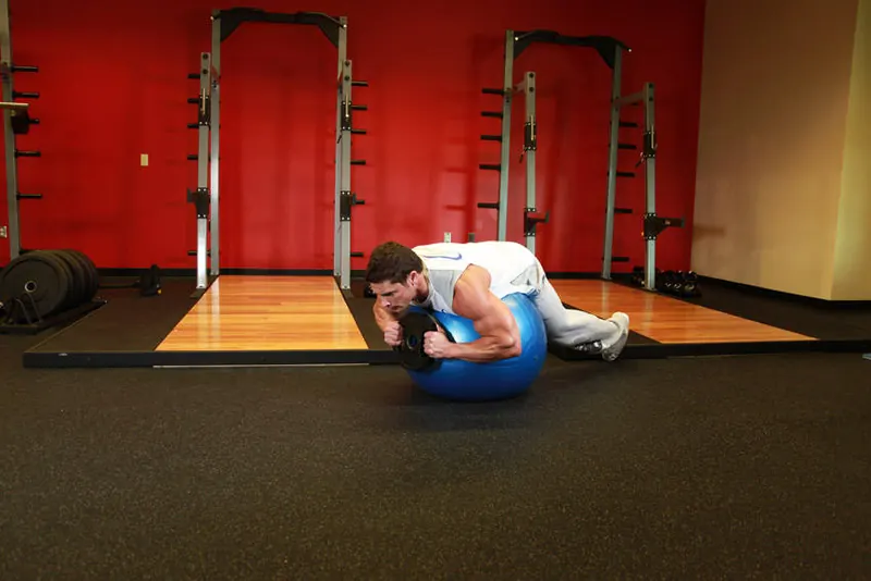 Weighted Ball Hyperextension: starting position